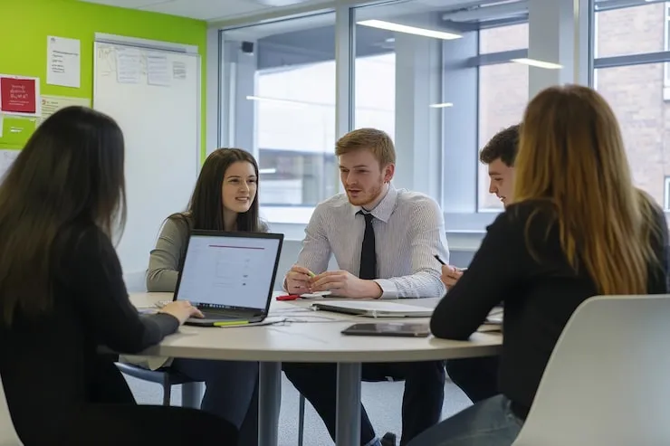 Commission Closer Recruitment Services